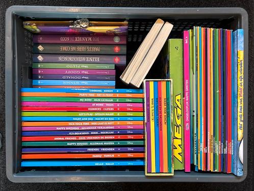 Lot boeken / strips, Boeken, Stock en Verzamelingen, Zo goed als nieuw, Ophalen