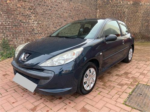 Peugeot 206+ 2011 euro5 1.1i 173.000km carnet papier rose ok, Autos, Peugeot, Particulier, Essence, Euro 5, Boîte manuelle, Carnet d'entretien