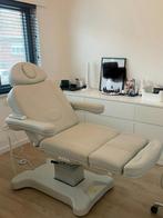 Gemotoriseerde verstelbare behandelstoel, Ophalen, Zo goed als nieuw