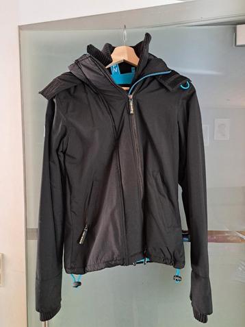 SuperDry beschikbaar voor biedingen