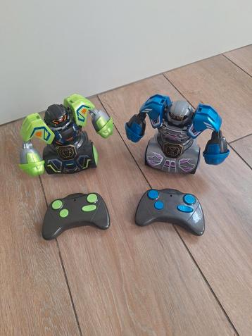 Robo Kombat TORNADO Gevechtsrobots Duo set beschikbaar voor biedingen