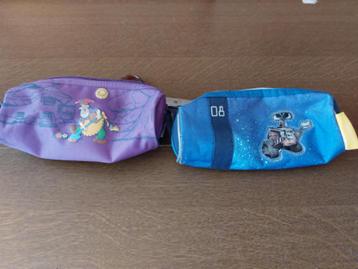 Twee schooletui's tesamen voor maar 1.50€ zoals beschikbaar voor biedingen