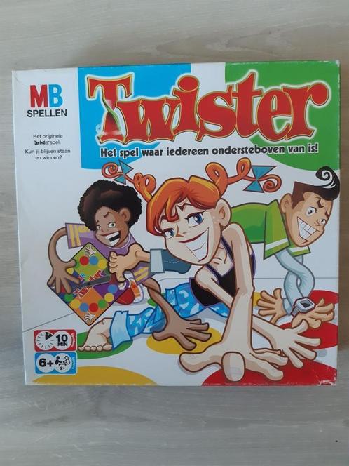 Gezelschapsspel Twister, Enfants & Bébés, Jouets | Autre, Utilisé, Garçon ou Fille, Enlèvement ou Envoi