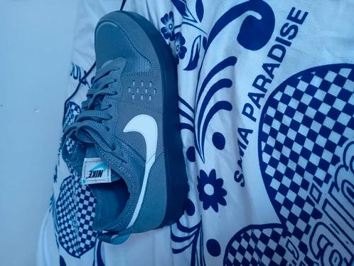 smoke grey/summit white - Aquari, Kleding | Heren, Schoenen, Nieuw, Ophalen of Verzenden
