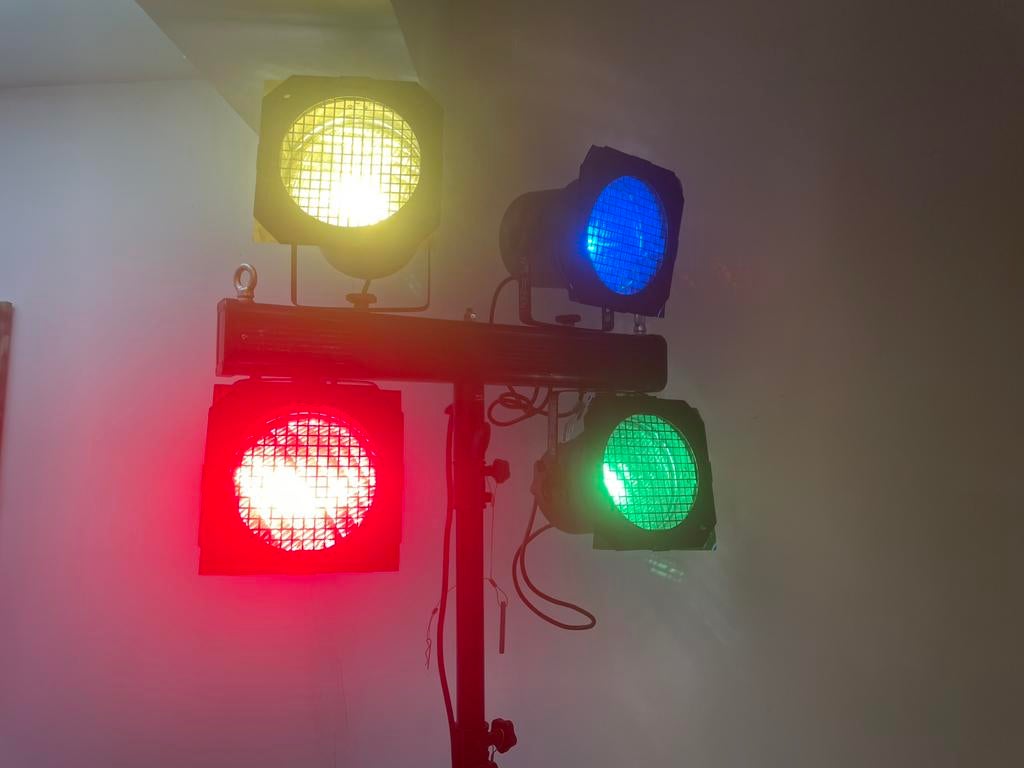 Verlichting Par 56 met DMX bar en afstandsbediening, Muziek en Instrumenten, Licht en Laser, Zo goed als nieuw, Licht, Geluidgestuurd