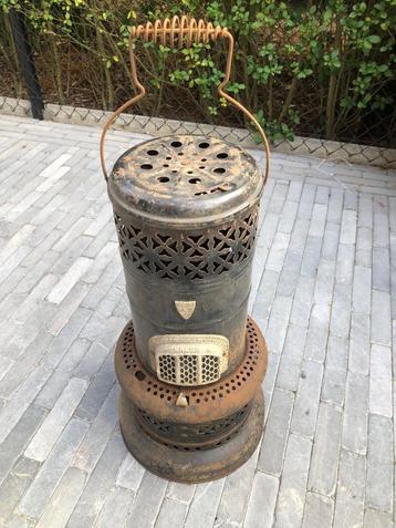 Vintage Petroleum kachel  beschikbaar voor biedingen