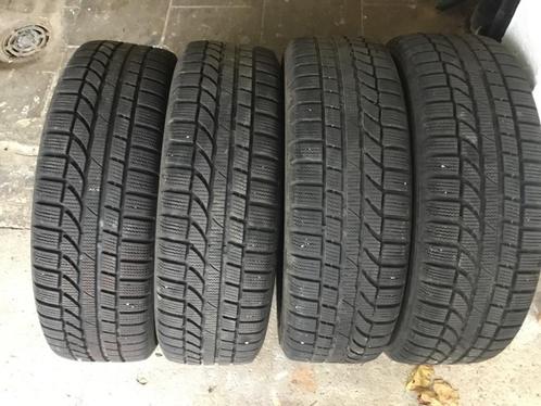4 winterbanden + Toyo Snowprox S942 185/60 R15 88 H velgen, Auto-onderdelen, Banden en Velgen, Banden en Velgen, Winterbanden