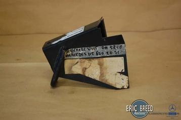 Nieuw: Sleepoog voorkant voor Mercedes W114 W115 (/8) beschikbaar voor biedingen