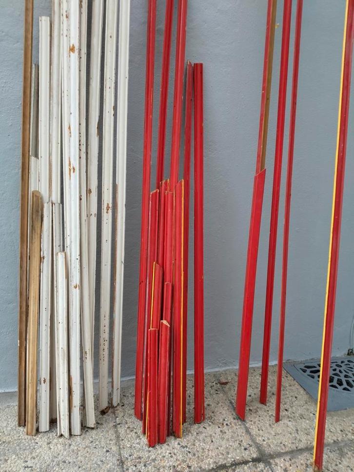 Houten plafondlijsten - diverse Lengtes, voor hobbyprojecten, Hobby en Vrije tijd, Overige Hobby en Vrije tijd, Gebruikt, Ophalen