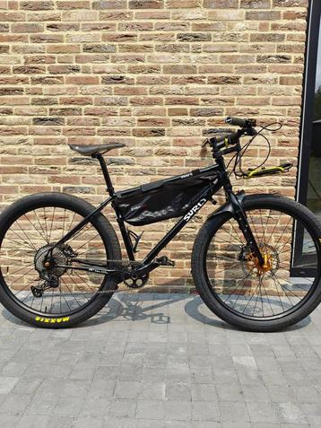 Surly bridgeclub 27,5" bikepacking fiets maat medium beschikbaar voor biedingen
