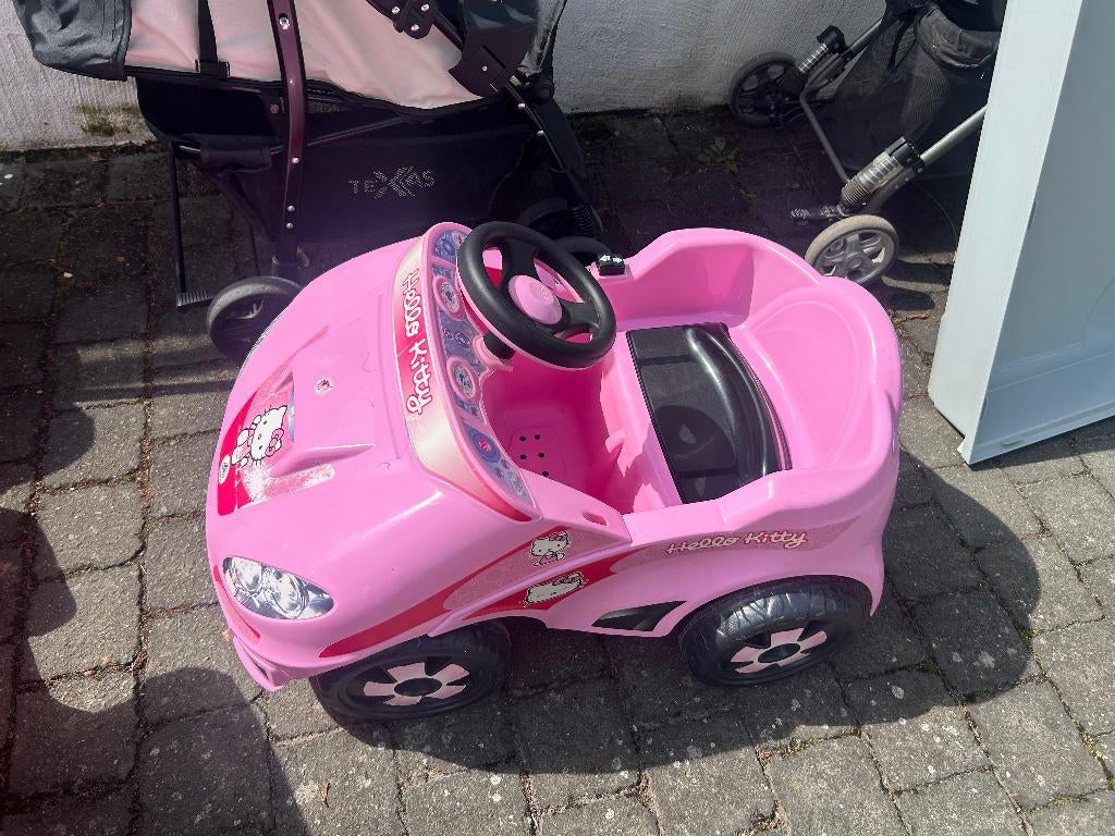 Voiture enfant Hello Kitty, Enlèvement, Utilisé