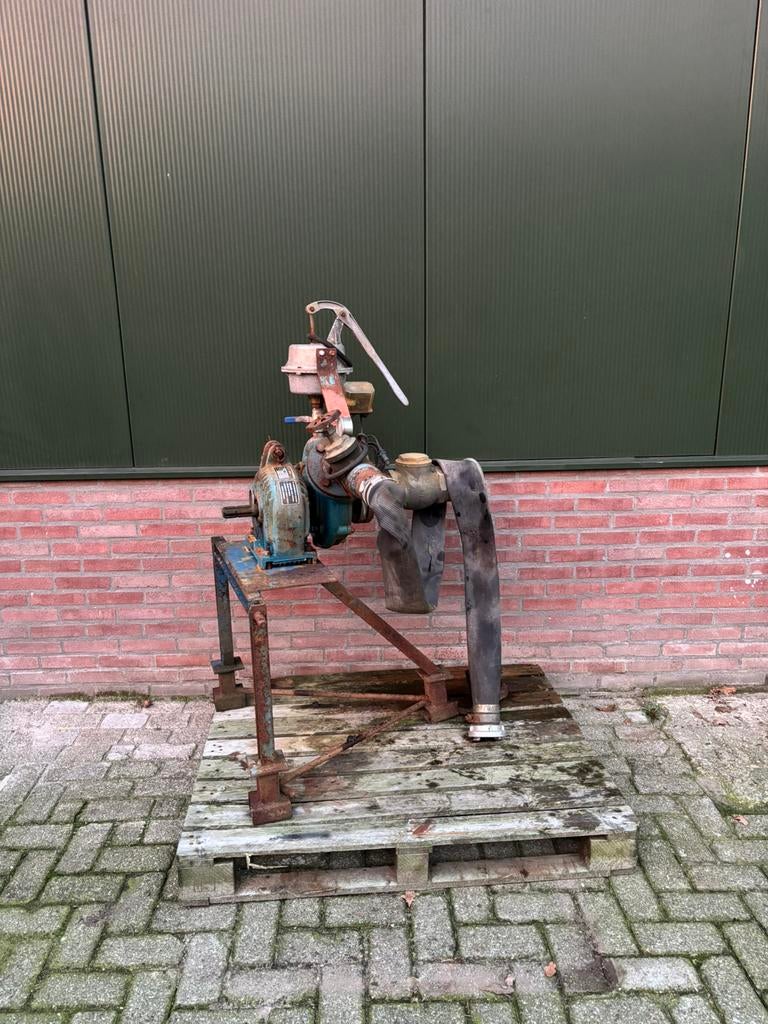 Pompe centrifuge/pompe d'irrigation Rovatti et Rudolf Bauer, Jardin & Terrasse, Pompes à eau, Pompe d'irrigation, Enlèvement