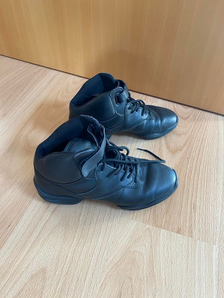 Baskets de danse Capezio, Sports & Fitness, Enlèvement ou Envoi, Utilisé, Chaussures