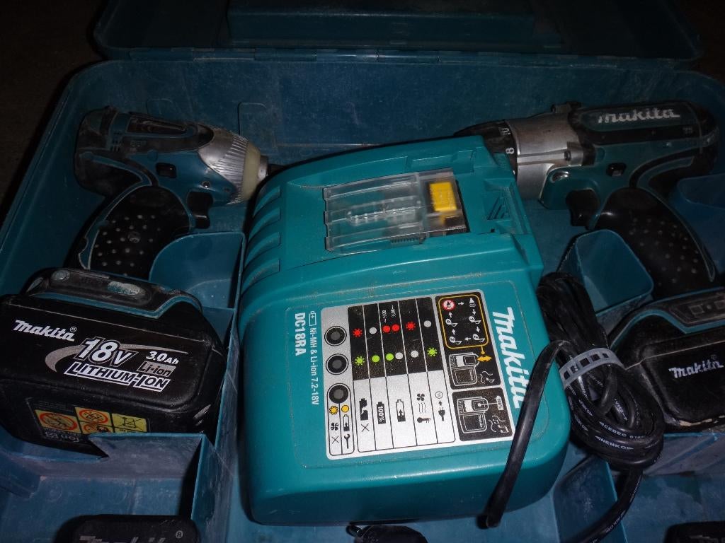 Foreuse et boulonneuse makita sur accus 18V, Enlèvement, Utilisé