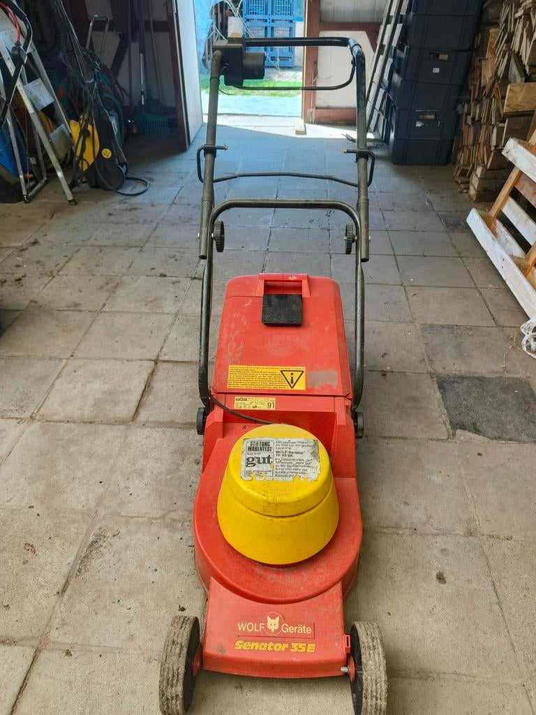 Wolf grasmaaier, Ophalen