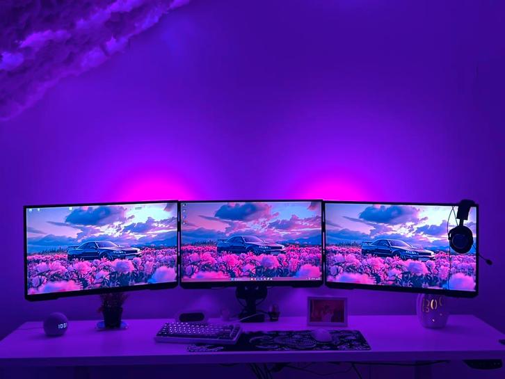 Triple écran Samsung Odyssey (240Hz + 2x144Hz) avec support, Computers en Software, Monitoren, Zo goed als nieuw, 201 Hz of meer