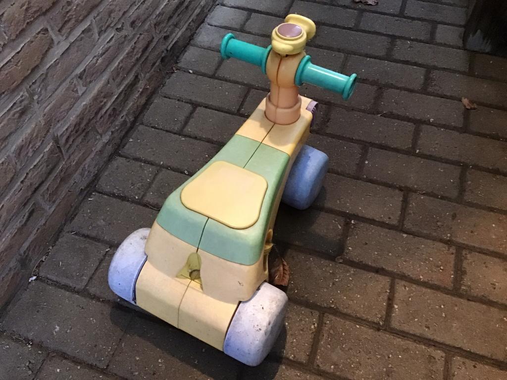 Oud loopfietsje voor peuter, Ophalen, Gebruikt, Loopfiets