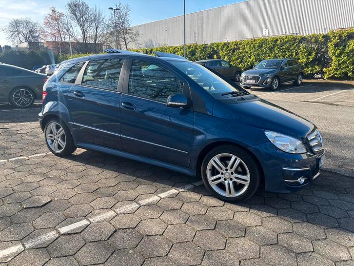 Zeer mooie Mercedes B200 CDI met open dak en garantie., Autos, Mercedes-Benz, Entreprise, Achat, Classe B, ABS, Airbags, Air conditionné