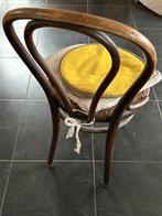 4 chaises Thonet, Enlèvement