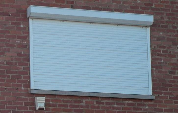 Ensemble de 7 volets blancs à sangle, Bricolage & Construction, Volets, Utilisé, 100 à 150 cm, 200 cm ou plus, Blanc, Enlèvement