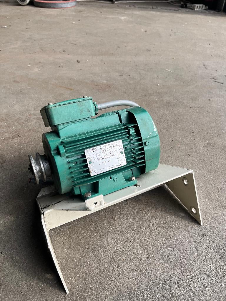 Elektrische motor Leroy Somer 0,37kW – nieuw, nooit gebruikt, Ophalen, Nieuw, Elektromotor, 1400 tot 1800 rpm