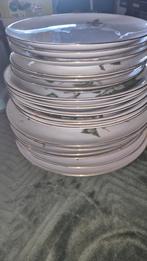 Service  a vaiselle complet, Antiquités & Art, Enlèvement