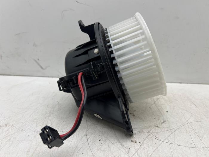 Moteur de ventilation chauffage d'un Volkswagen Polo, Volkswagen, -, 3 mois de garantie, Utilisé