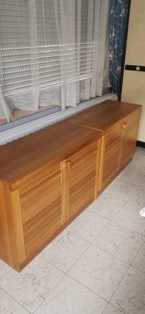 Commodes en pitchpin, Enlèvement