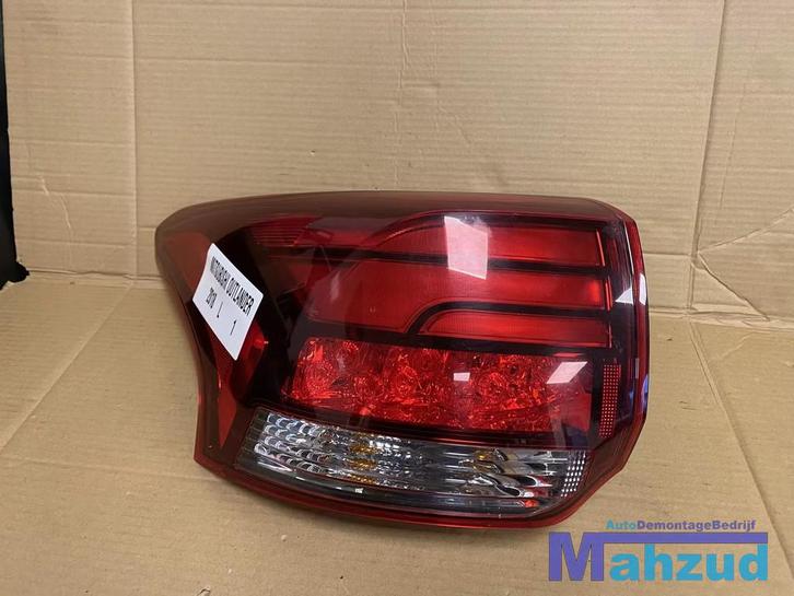 MITSUBISHI OUTLANDER PHEV Achterlicht Links 2015-2021, Auto-onderdelen, Verlichting, Mitsubishi, Gebruikt