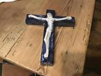 Magnifique crucifix en céramique Bayer, Collections, Religion, Enlèvement ou Envoi, Comme neuf