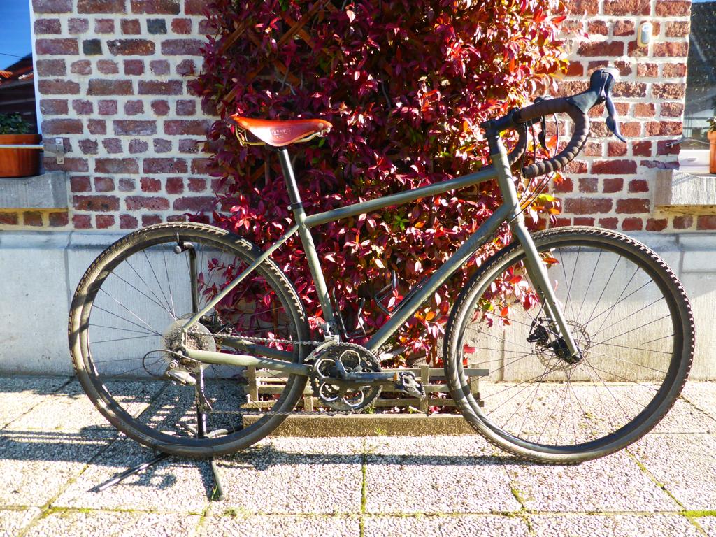 Specialized Awol (kaki), Vélos & Vélomoteurs, Enlèvement, 28 pouces, Frein à disque, Acier