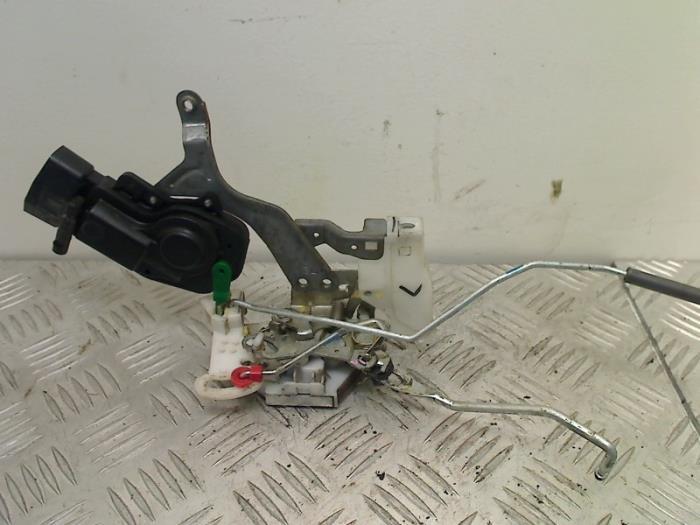 Motor Centrale Deurvergrendeling van een Toyota Aygo, Auto-onderdelen, Carrosserie, Toyota, Gebruikt, 3 maanden garantie, Ophalen of Verzenden