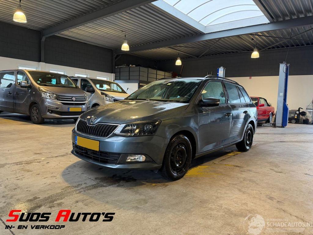Skoda Fabia 1.4 TDI Ambition NL NAP! (bj 2016), Auto diversen, Ongevalwagen, Skoda, Handgeschakeld, Diesel, Break, Zilver of Grijs