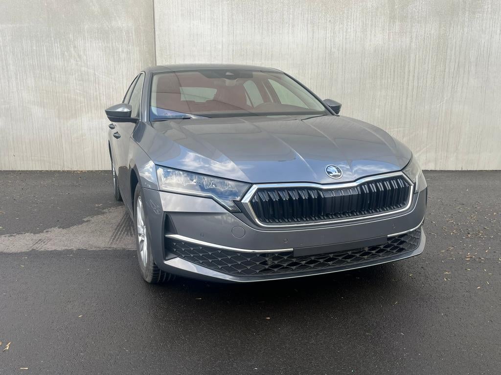 SKODA OCTAVIA !2.468KM! / BERLINE / AUTOM. / PARK.SEN+CAMERA, Auto's, Skoda, USB, https://public.car-pass.be/vhr/b9f272db-00df-4983-b0a7-86fd6b692ee7