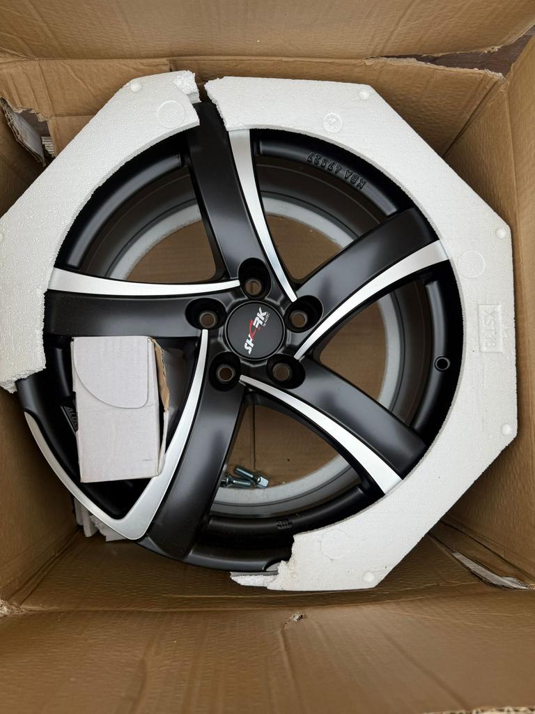 Roues Alutec Shark ET45 5x112 R18, Autos : Pièces & Accessoires, Pneus & Jantes, Pneus et Jantes, Pneus été, 18 pouces, 225 mm