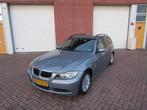 BMW 320I EXECUTIVE TOURING BJ 07 /AIRCO/ELEK RAMEN/ROL GORDI, Auto's, Bedrijf, Te koop, Handgeschakeld, Climate control