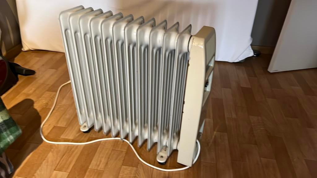 Radiator 2500w, Ophalen, Zo goed als nieuw, Radiator