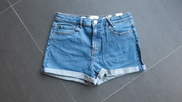 Jeansshortje van America Today (maat 170), Broek, America Today, Meisje, Ophalen of Verzenden