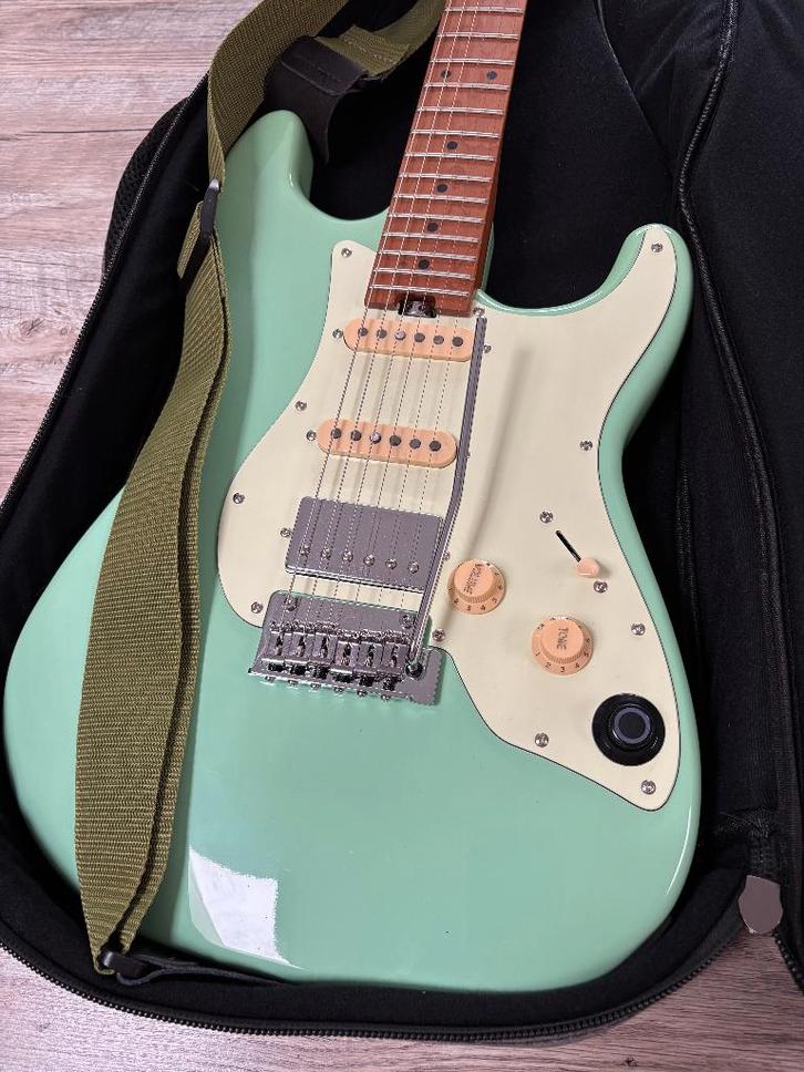 Mooer GTRS Guitars Standard 801 SG, Musique & Instruments, Instruments à corde | Guitares | Électriques, Comme neuf, Solid body