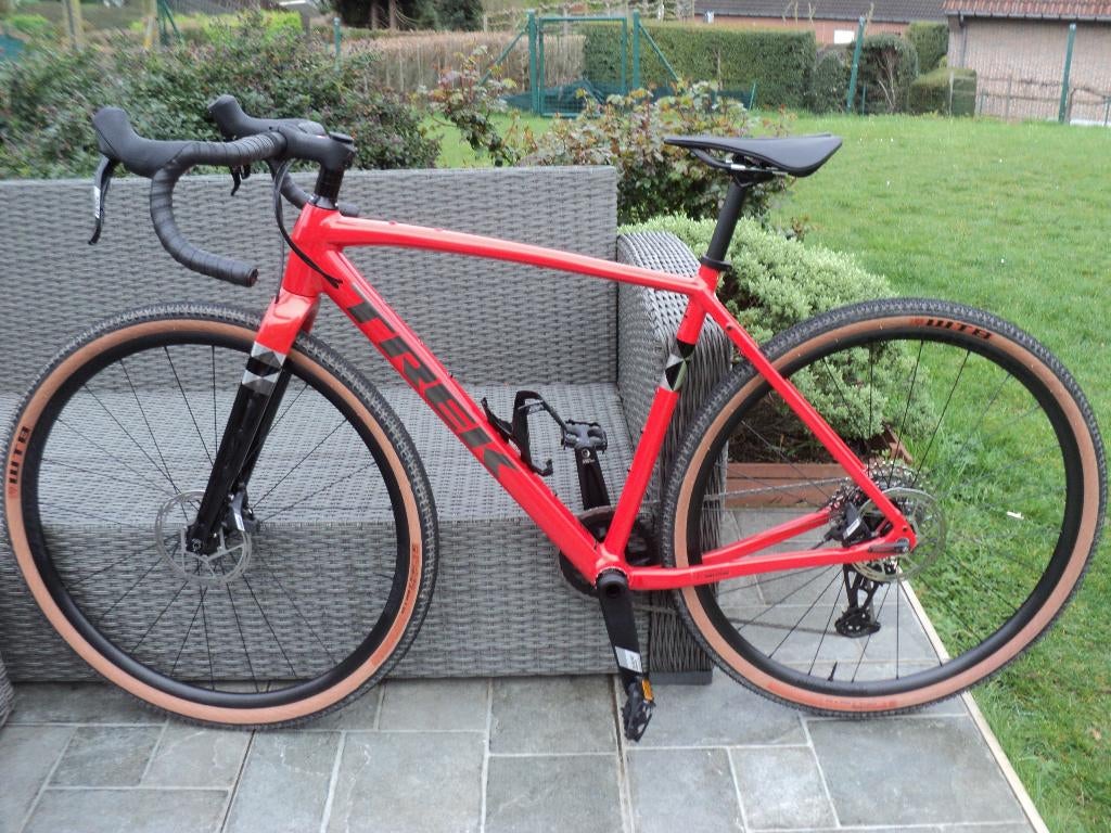 Maat M  --  Trek  Gravelbike + gratis fietstrainer, 28 inch, 10 tot 15 versnellingen, Nieuw, 53 tot 57 cm