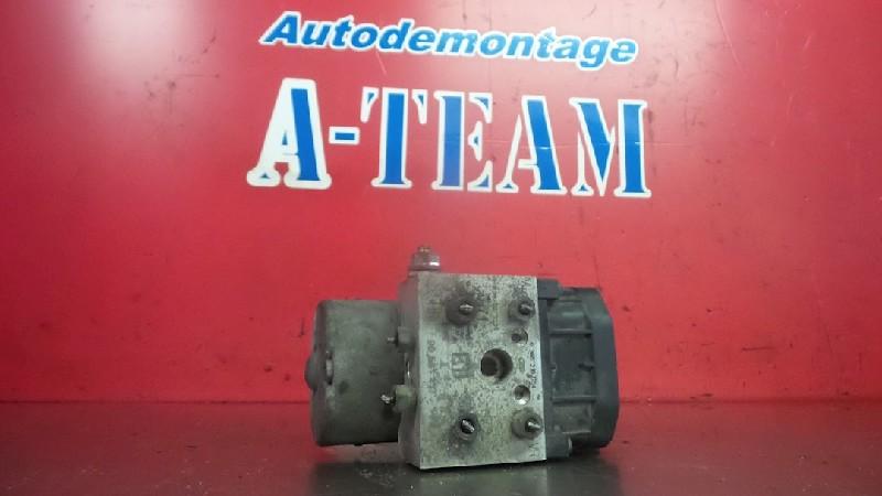 POMPE/MODULE ABS Opel Zafira (F75) (90581417), Utilisé, Opel