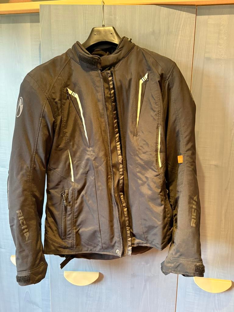 Vest moto Richa très peu servi, Enlèvement