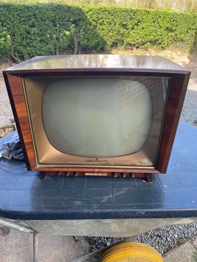 Oude tv toestellen, Ophalen, Gebruikt, Grundig