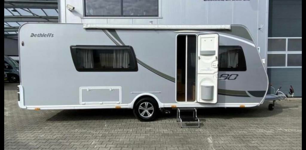 Dethleffs Eighty 540sb, Caravanes & Camping, Caravanes, Particulier, jusqu'à 6, 1250 - 1500 kg, Banquette en rond, Dethleffs, Grand lit