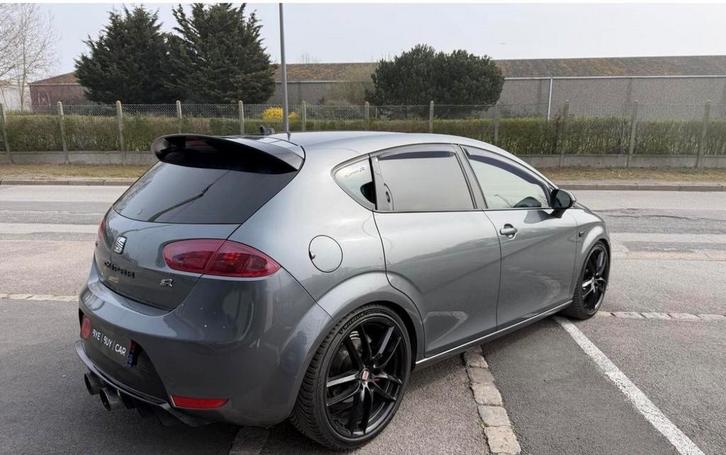 Seat leon cupra r carplay etc, Auto's, Opel, Parkeercamera, Zwart, Zwart, Overige bekleding, Ophalen