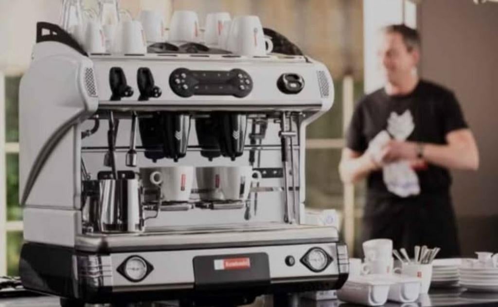 Professionele espressomachine – Rombouts Via Nova II – Zo go, Ophalen