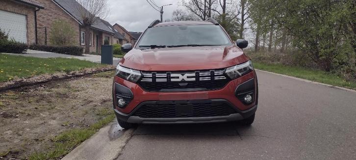 Dacia Jogger 2/23, 37d km, LPG, perfecte staat, 16800€, Autos, Dacia, Particulier, Jogger, ABS, Caméra de recul, Airbags, Air conditionné