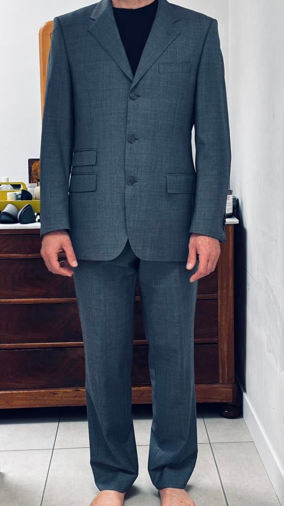 Zara heren kostuum maat 50 grijs zeer nette staat, Kleding | Heren, Kostuums en vesten, Zo goed als nieuw, Maat 52/54 (L), Grijs