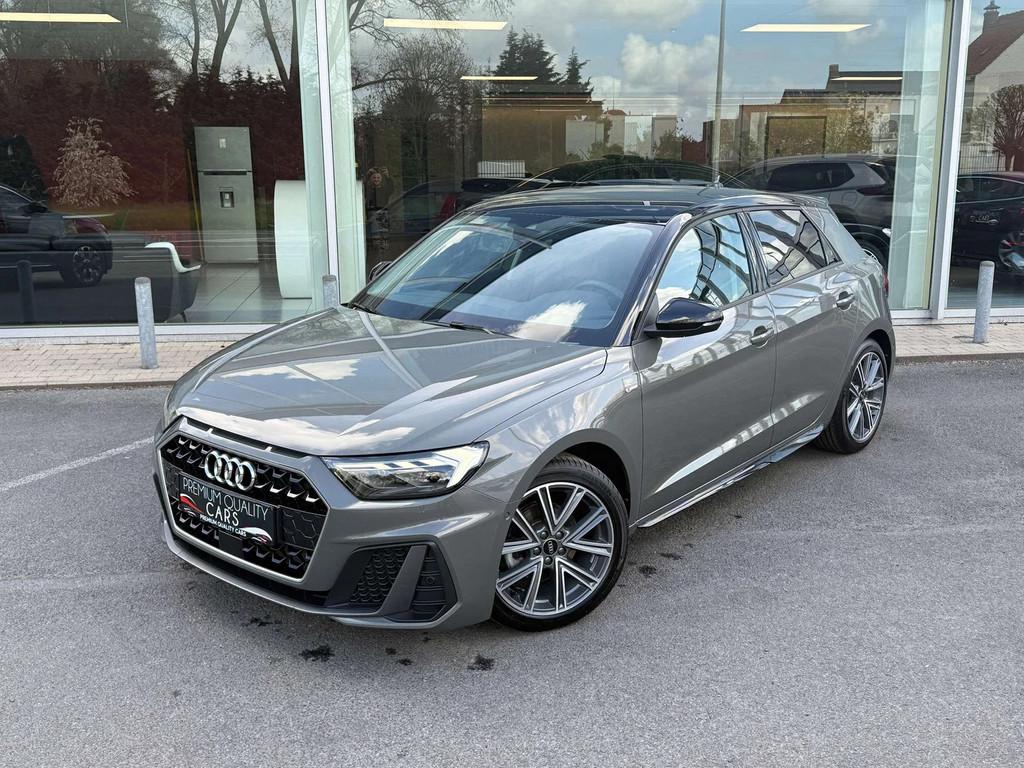 Audi A1 S line / CARPLAY / CAMERA / AUTOMAAT / AIRCO /, Auto's, Automaat, Stof, 4 cilinders, 1245 kg