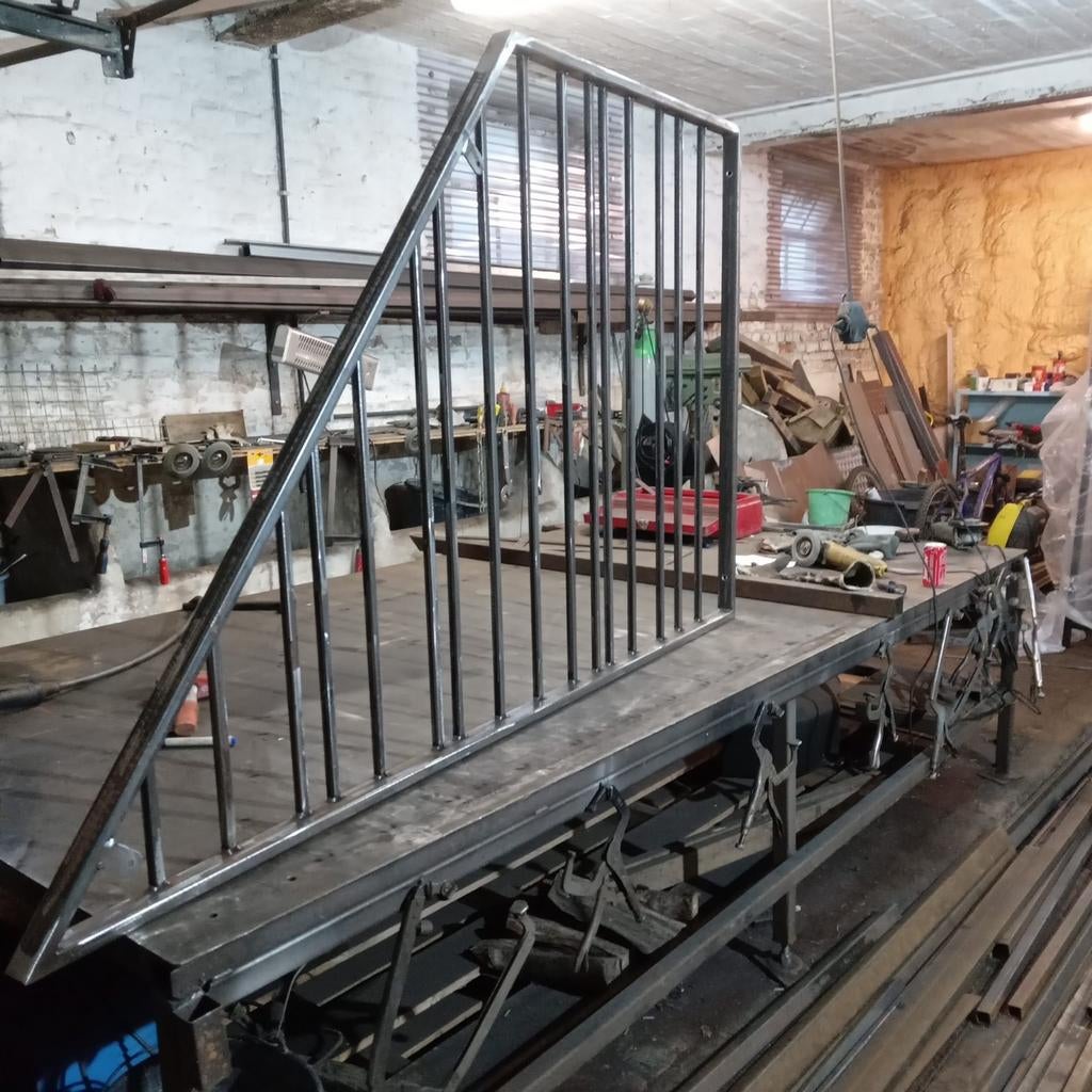 Soudeur acier, Enlèvement